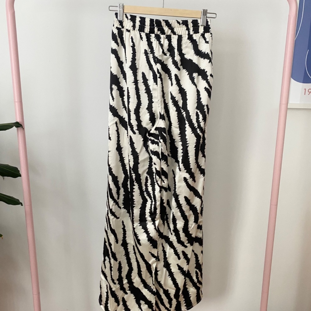 SOLD-4th + reckless pants - Picture 5 of 6